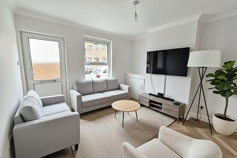 undefined, Tunbridge Wells TN1