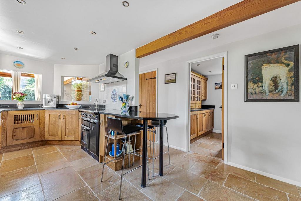 KITCHEN &amp; LAUNDRY ROOM.jpg