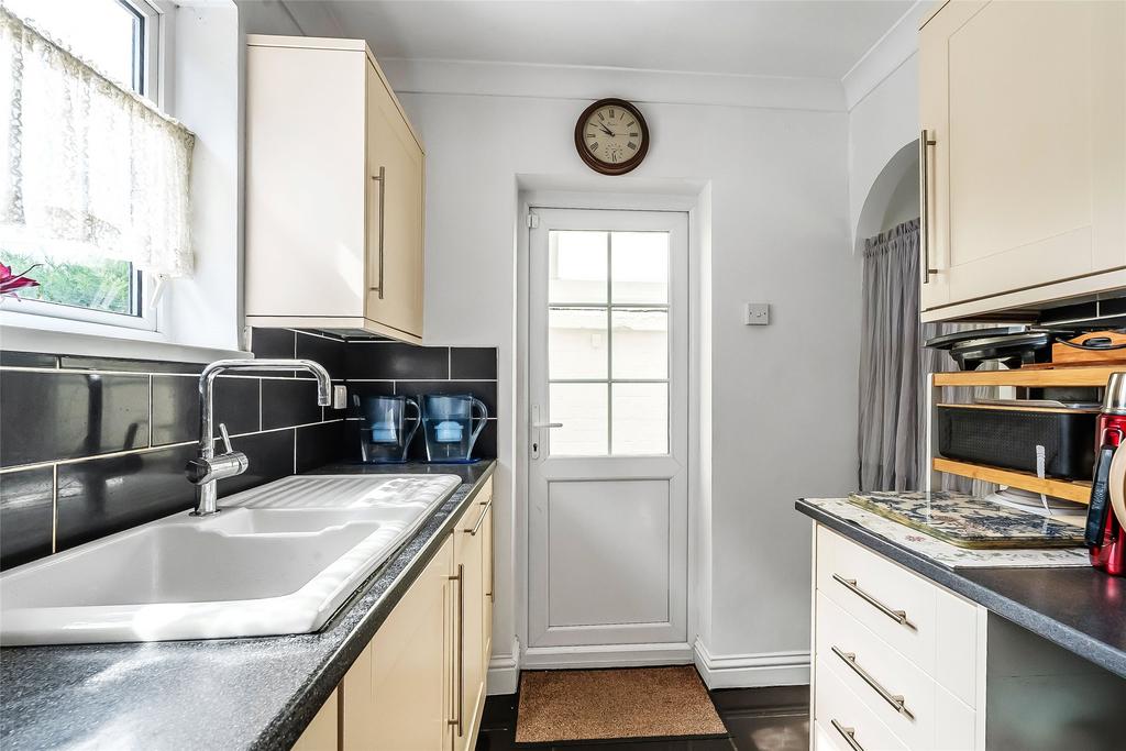 Kitchen 2