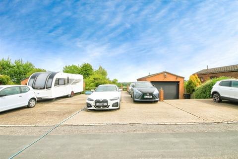 4 bedroom terraced house for sale, Beechgrove Terrace, Edmondsley, Durham, DH7