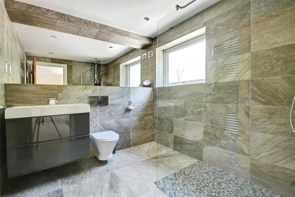 Family Shower Room