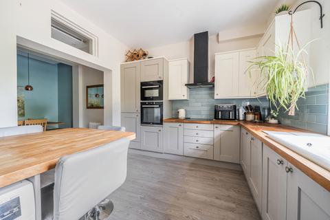 2, Lyle House Maidenhatch, Pangbourne, Reading, RG8 8HL