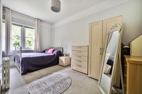 2, Lyle House Maidenhatch, Pangbourne, Reading, RG8 8HL