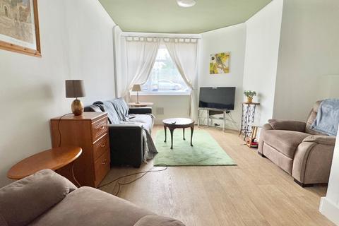 2 bedroom end of terrace house for sale, Station Road, Kent CT19