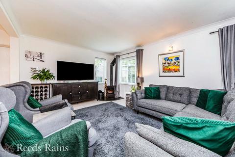 undefined, The Whitfields, Cheshire SK10