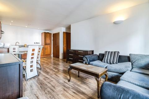 Isaac Way, Manchester M4