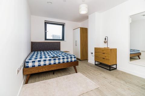 2 bedroom apartment to rent, Furness Quay, Greater Manchester M50