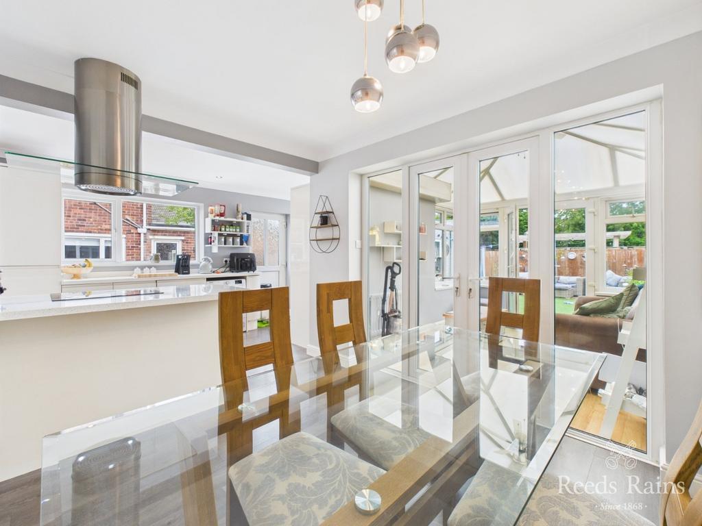 Kitchen/ Diner