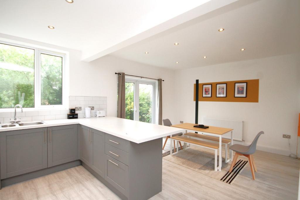 Kitchen/ Diner