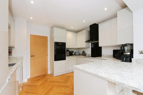 4 bedroom detached house for sale, Howard Drive, York YO30