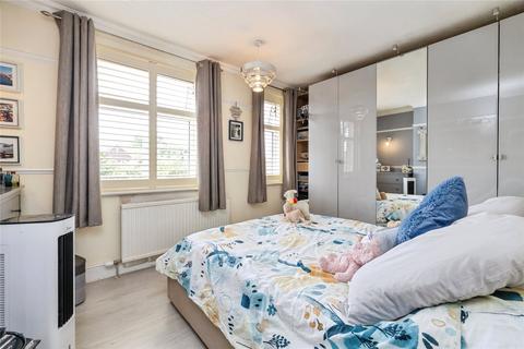 4 bedroom semi-detached house for sale, Station Road, Lincoln LN6