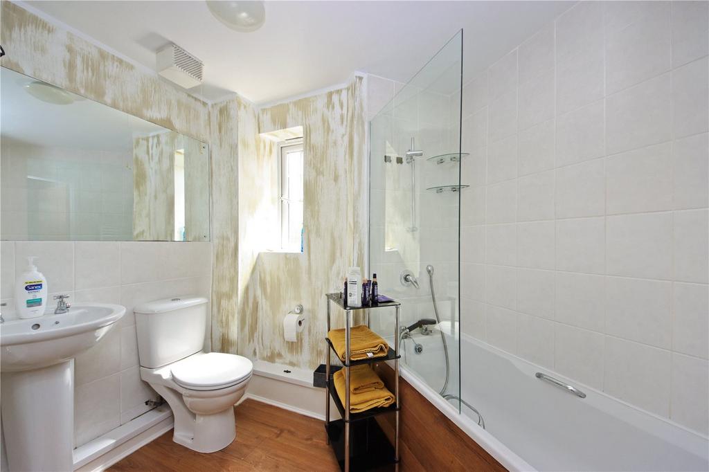 Bathroom/Wc