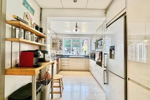 39 Leechcroft Avenue, Swanley, BR8 8AP