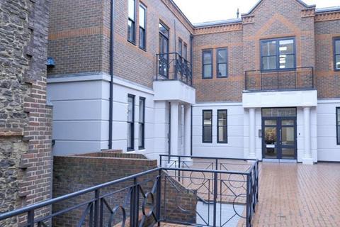 Office to rent, Leapale Ln Guildford GU1 4LY