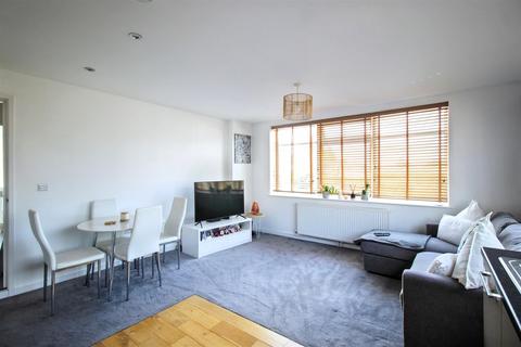 1 bedroom flat to rent, The Reach, London Road, Westcliff-On-Sea