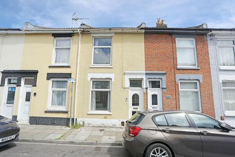 Esslemont Road, Southsea PO4