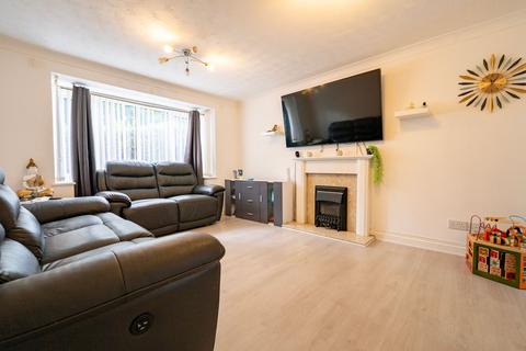 3 bedroom detached house for sale, Mountbatten Way, Beeston, NG9