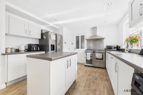 22 Bentley Road, Uttoxeter, ST14 7EW