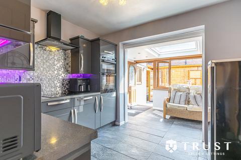 2 bedroom semi-detached house for sale, Shill Bank Lane, Mirfield, WF14