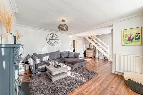 20 Cornhill Avenue, Hockley, SS5 5BZ