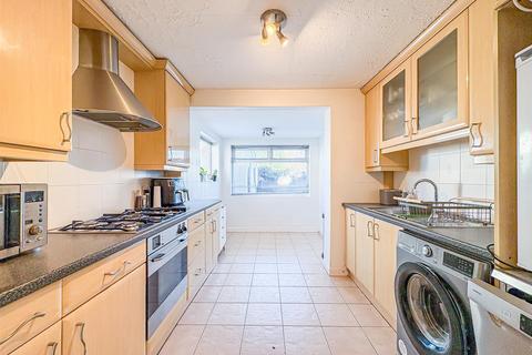 20 Cornhill Avenue, Hockley, SS5 5BZ