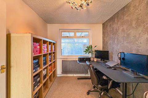20 Cornhill Avenue, Hockley, SS5 5BZ