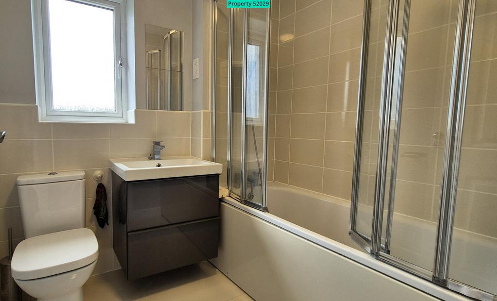 Family bathroom
