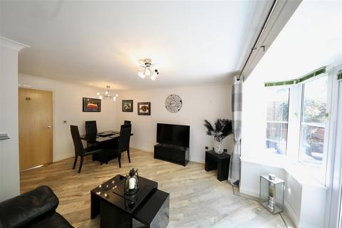 undefined, Laurel Court, Beverley