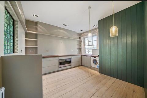 2 bedroom detached house to rent, Fulham Road, London, SW10 9UY