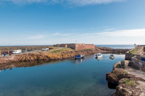 10 Custom House Square, Dunbar, EH42 1HY