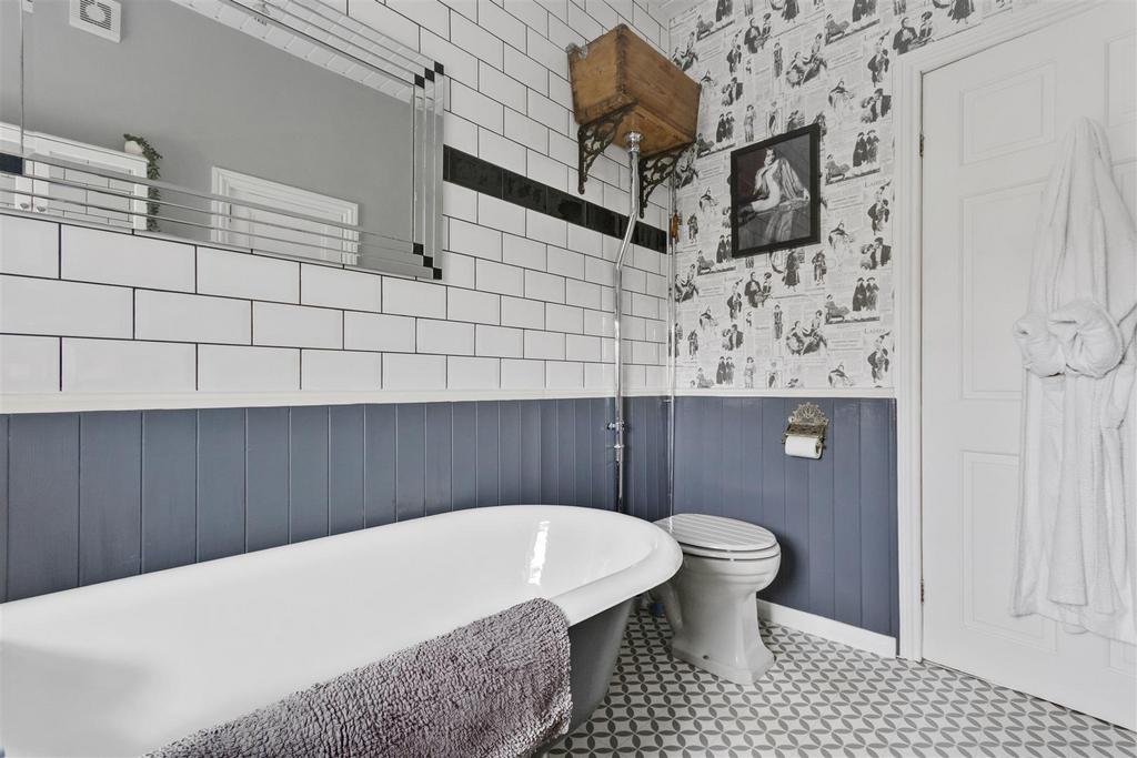 Beautiful house bathroom