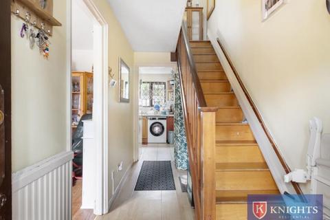 3 bedroom terraced house for sale, Portland Road, London, N15