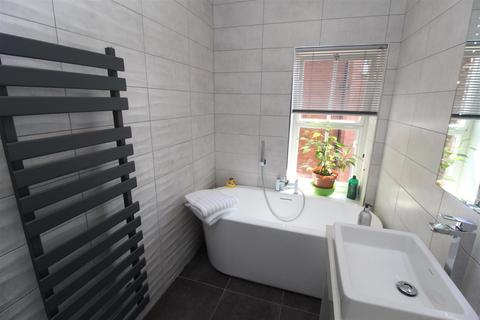 2 bedroom apartment to rent, Southernhay East, Exeter