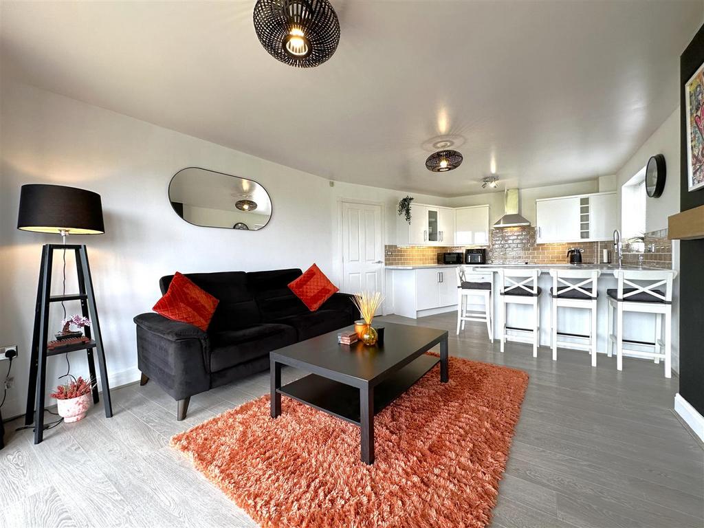 Open-Plan Dining Kitchen 487