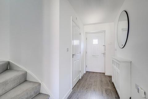 3 bedroom detached house for sale, Alice Gardens, Rochford, SS4