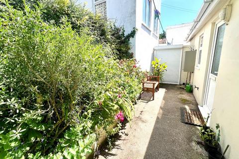 2 bedroom cottage for sale, Vallee close, Le Vallee, Alderney