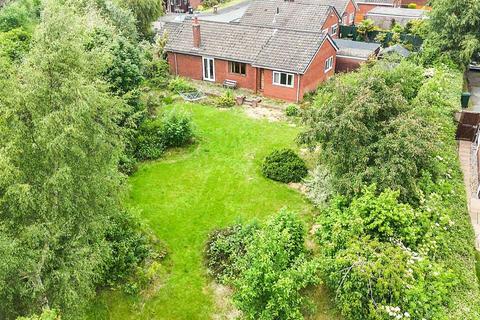 undefined, Yew Tree Avenue, Whittington