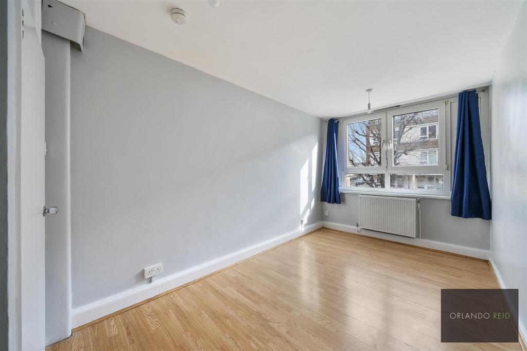 Flat 23, Palm Court SE15 6 PB-10.jpg