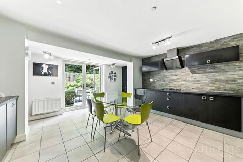 5 bedroom townhouse for sale, Madison Walk, Pontefract WF7