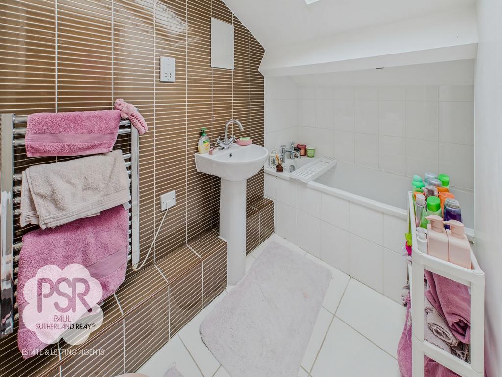 Upstairs Bathroom