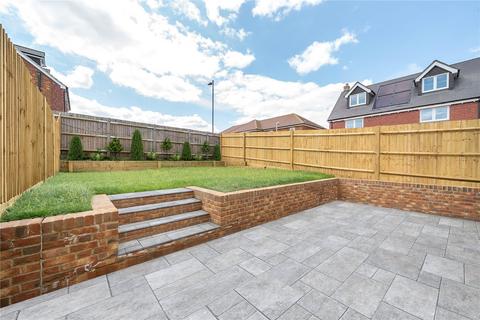 4 bedroom semi-detached house for sale, Scocles Road, Minster on Sea, Sheerness, Kent, ME12