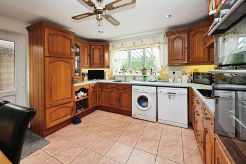 3 bedroom bungalow for sale, Welton, Lincoln, Lincolnshire, LN2