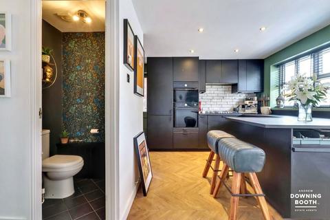 4 bedroom detached house for sale, Redbourn Road, Walsall WS3