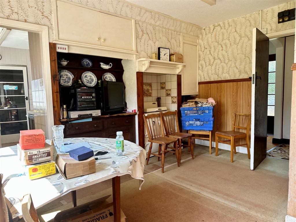 Reception Room.jpg
