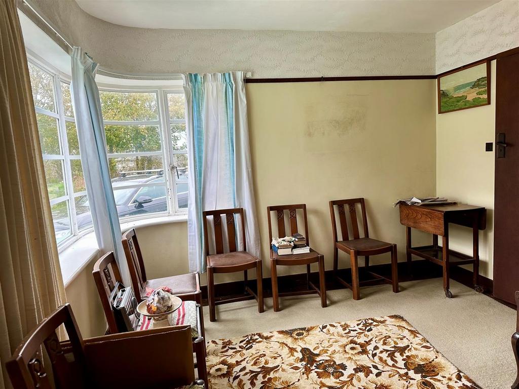 Dining Room 1.jpg