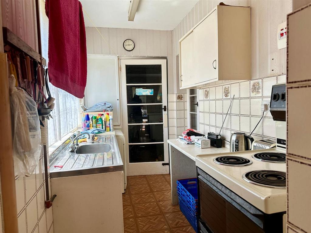 Kitchen.jpg
