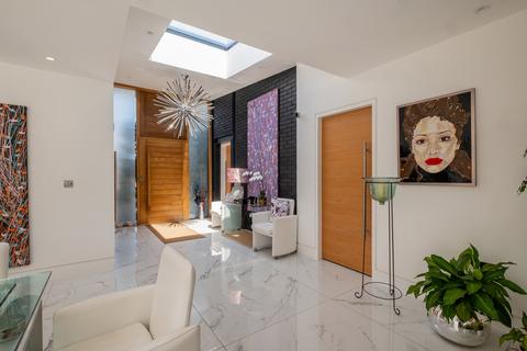 undefined, Clifton Drive, Lytham, FY8