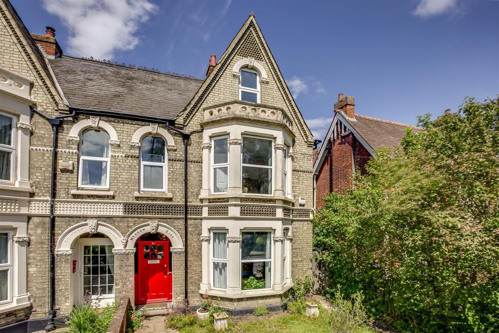 51 London Road, HP11 1 BN-21.jpg