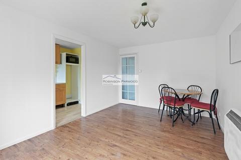 undefined, Burket Close, Norwood Green UB2 5NU