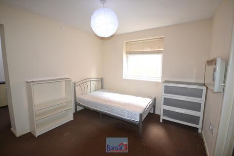 Studio to rent, Gulson Road, Coventry CV1